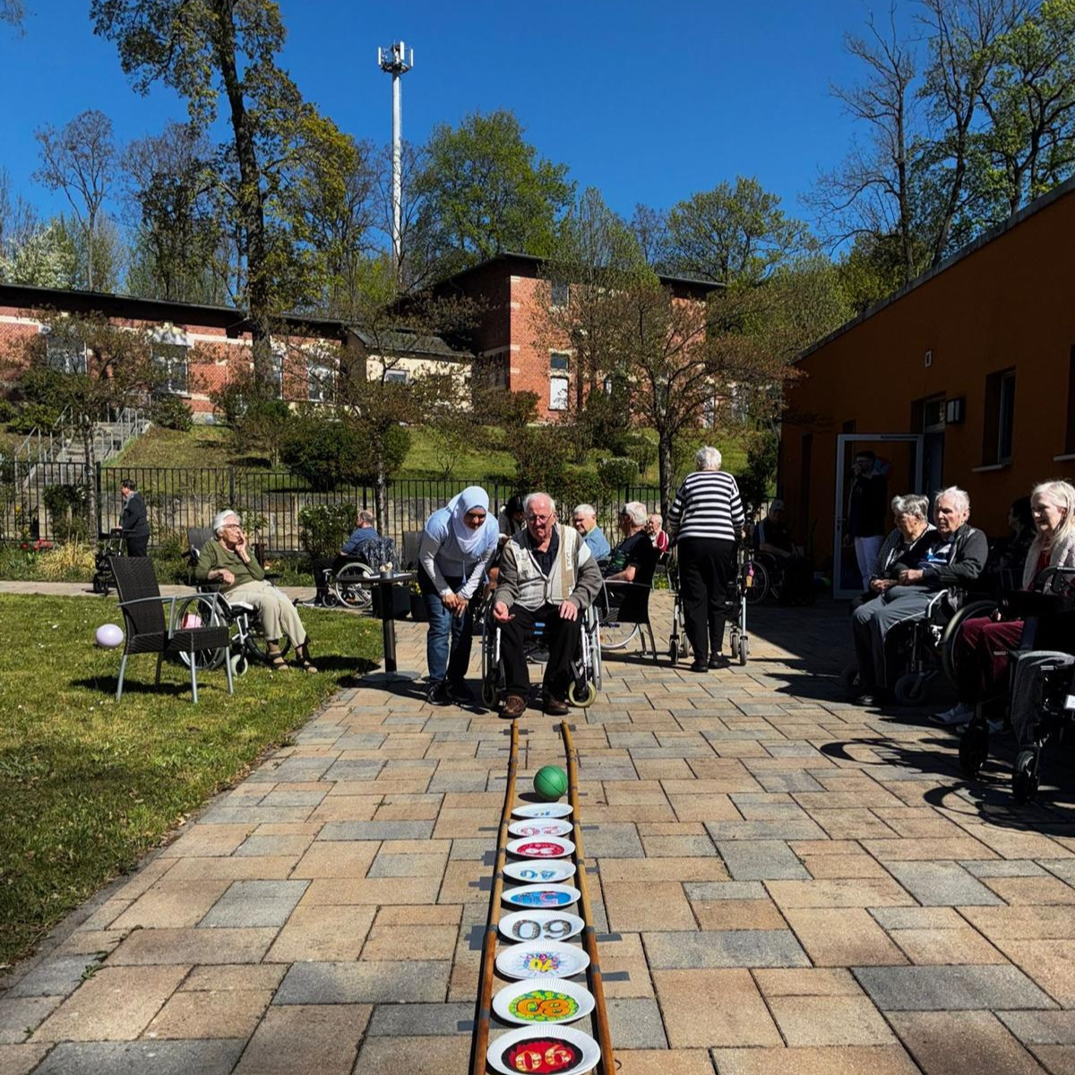 Featured image for “Haus LebensWert feiert fröhliches Sportfest bei bestem Frühlingswetter”